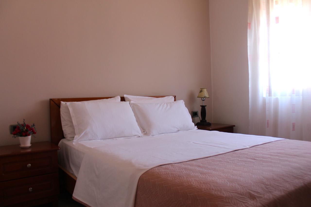 Albi'S Apartment Саранда Екстер'єр фото